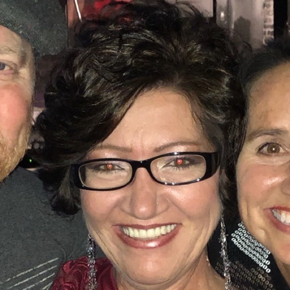 Meet your Posher, Stacy